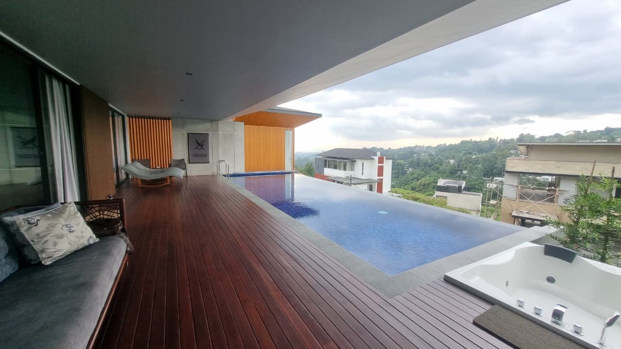 Villa Dago Resort Bandung – Brand New Luxury Villa Industrial Modern • Infinity Pool • Lift • View Kota & Gunung
